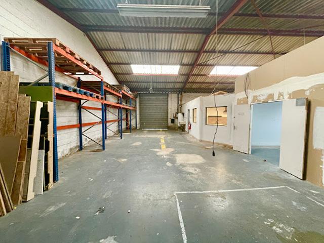 Location Fond de commerce 6 pièces 400 m2 La Ville aux Dames