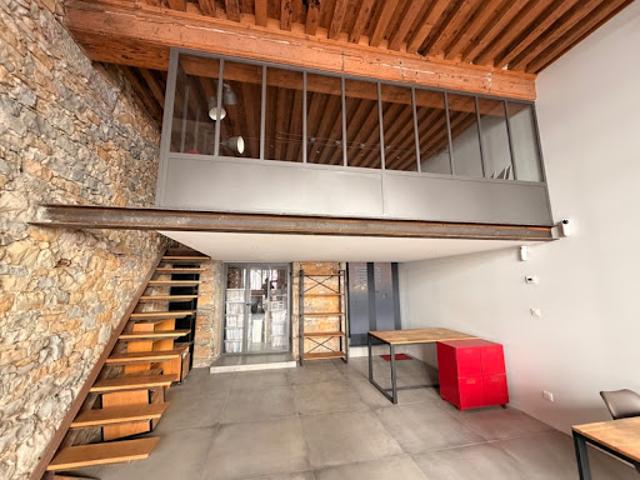 Location Fond de commerce 74 m2 Lyon 2ème