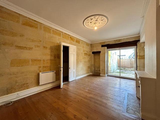 Location Fond de commerce 79 m2 Libourne