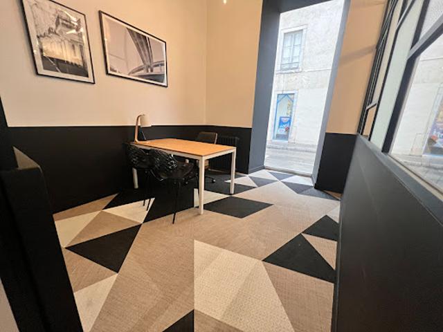 Location Fond de commerce 85 m2 Besançon
