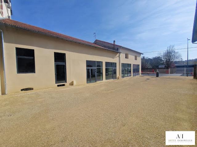 Location Fond de commerce 83 m2 Montelimar