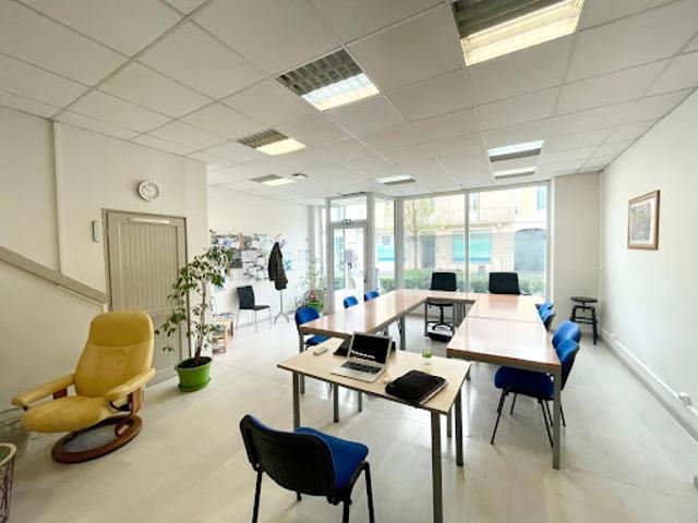 Location Fond de commerce 90 m2 Dax