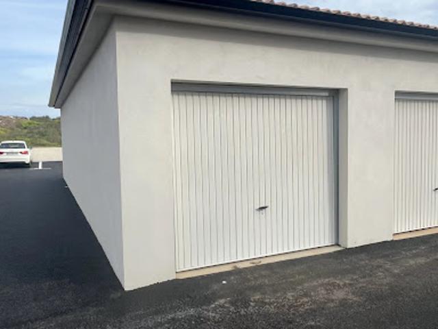 Location Garage 15 m2 Lucciana