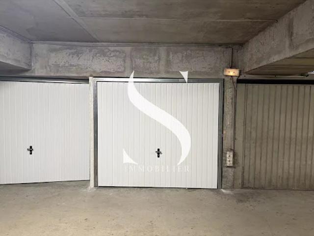 Location Garage Vallauris