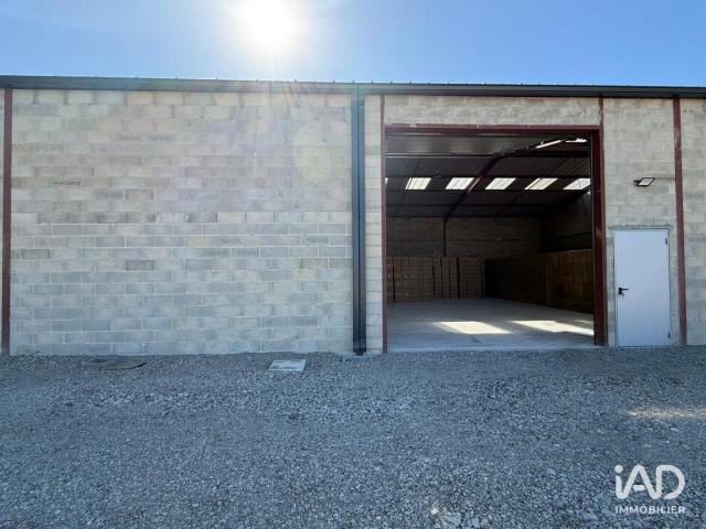 Location Hangar 250 m²