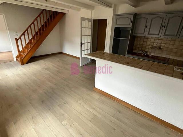 LOCATION HAYANGE F3