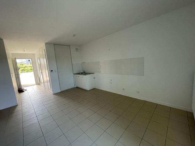 Location House Voie Privée, Léognan
