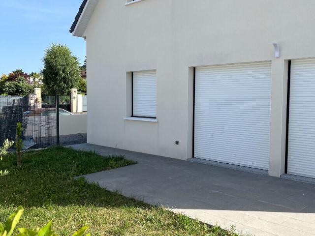 Location House Allée des Charmes, Idron