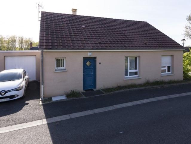 Location House Allée des Marronniers, Briantes