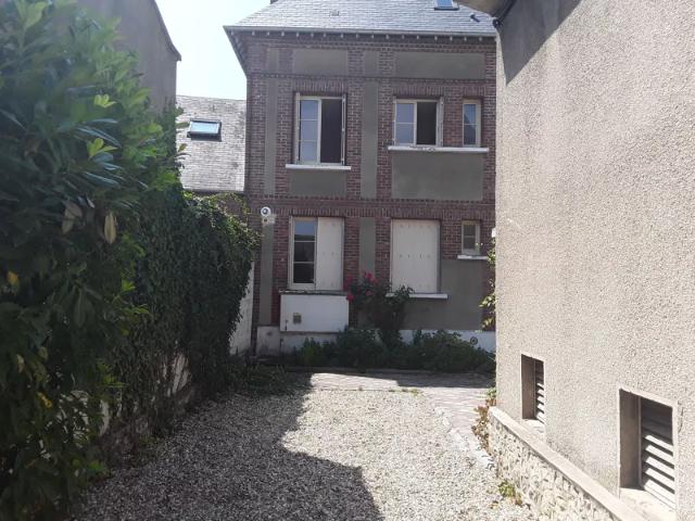 Location House Allée du Général Daugan, Pont l'Évêque