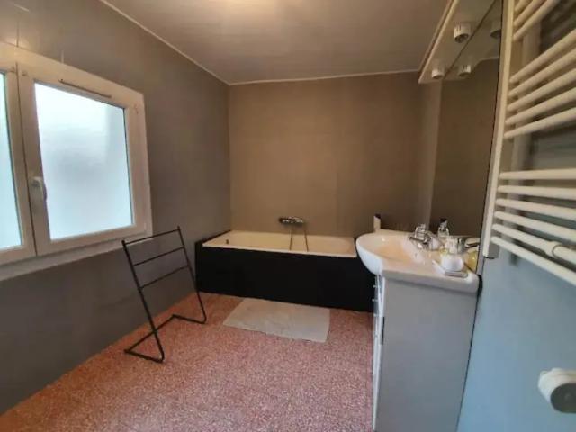 Location House Avenue de Fleury, Salles d'Aude
