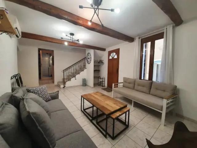 Location House Avenue de Fleury, Salles d'Aude