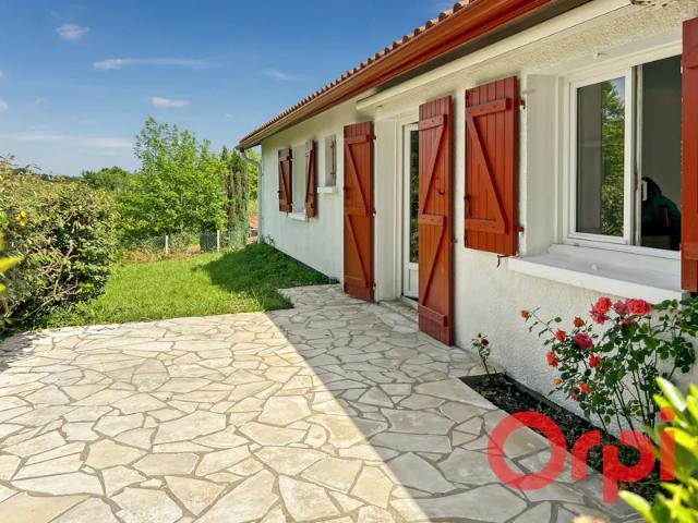 Location House Avenue des Pyrénées, Urt