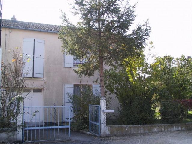 Location House Avenue du Stade, Vatan