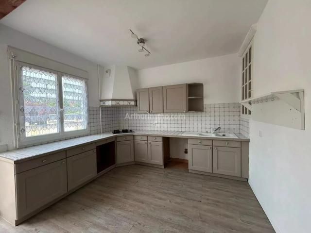 Location House Avenue Paul Vaillant Couturier, Paray Vieille Poste