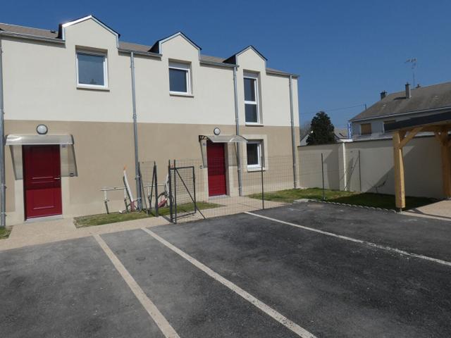 Location House Avenue Pierre et Marie Curie, Saint Jean de Braye