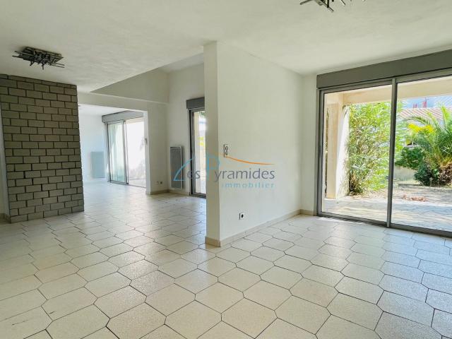 Location House Avenue Robert Fages, La Grande Motte