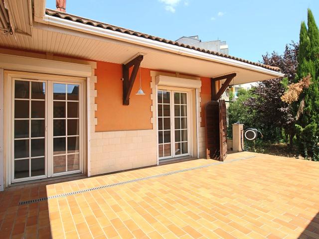 Location House Avenue Thiers, Bordeaux