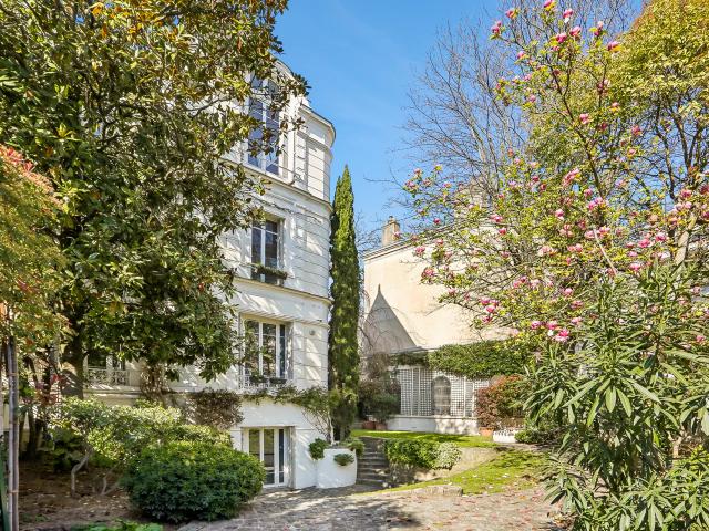 Location House Boulevard de l'Amiral Bruix, Paris