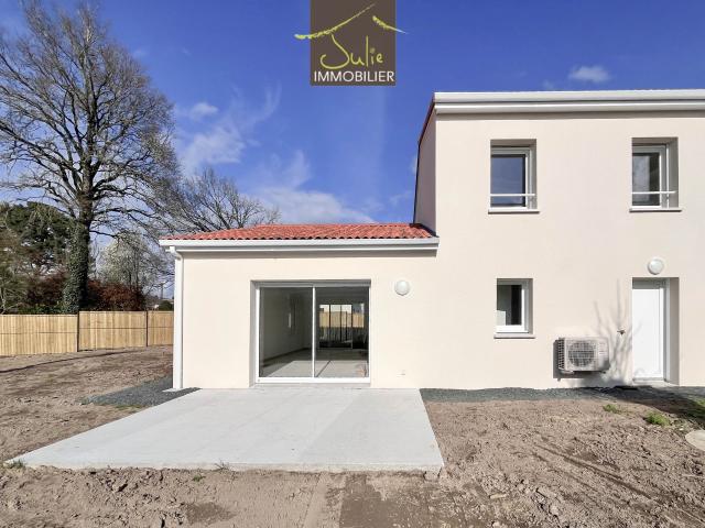 Location House Boulevard de Poitiers, Bressuire