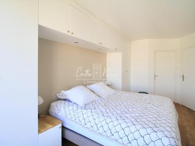 Location House Boulevard Voltaire, Asnières sur Seine