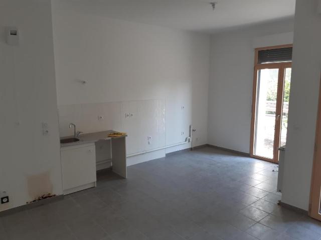 Location House Boulevard Yves Farge, Lyon