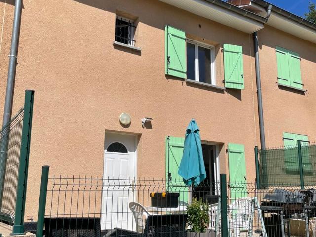 Location House Chemin de la Combe Bleue, Chuzelles