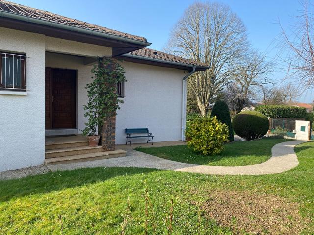 Location House Chemin des Condamines, Buellas