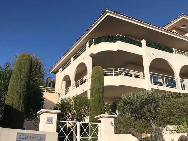 Location House Chemin des Plateaux Fleuris, Saint Laurent du Var