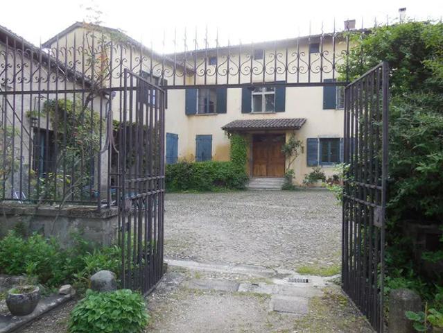 Location House Chemin du Château de Moleise, Charly