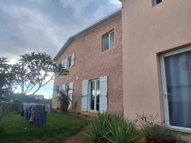 Location House Chemin Ligne Berthaut, Saint Paul