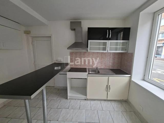 Location House Cour Roussel, Lille