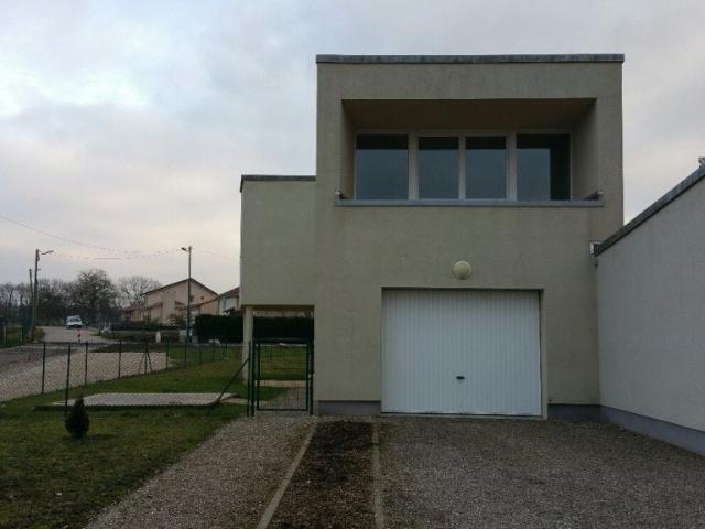 Location House D 140, Tréveray