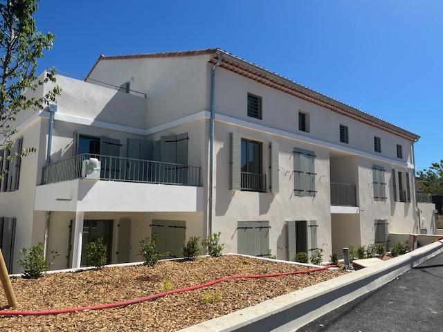 Location House D 12, Trets