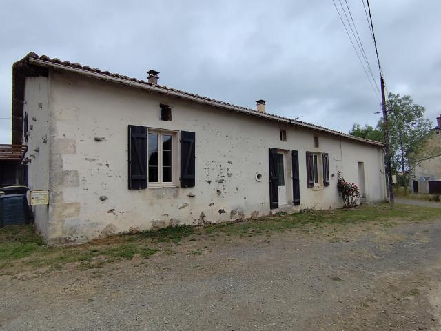 Location House D 24, Saint Georges de Noisné