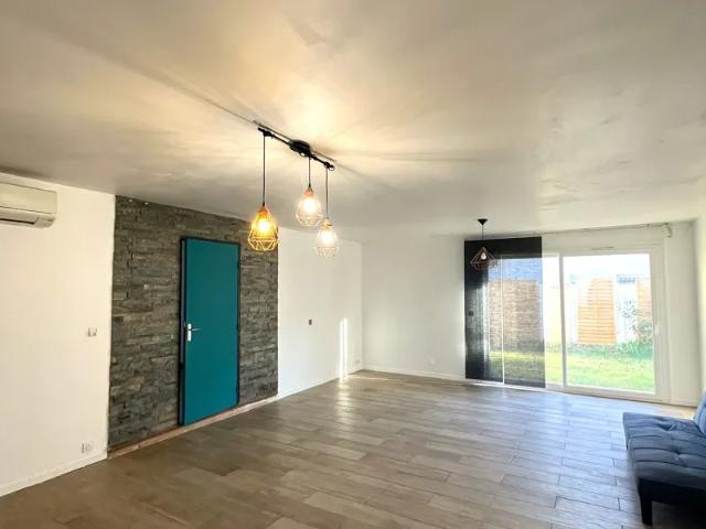 Location House D 4, Oraison