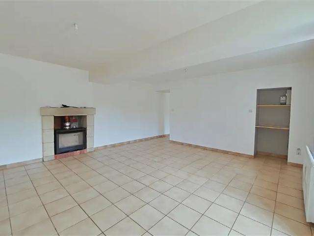 Location House D 759, Beuxes