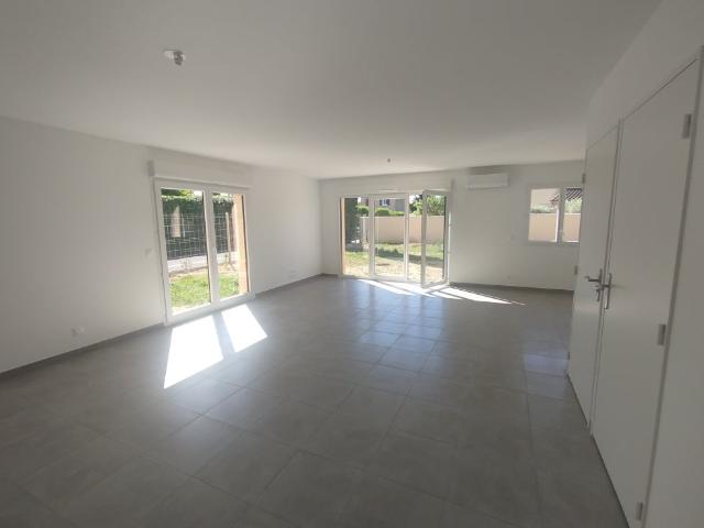 Location House D 7N, Pont Royal