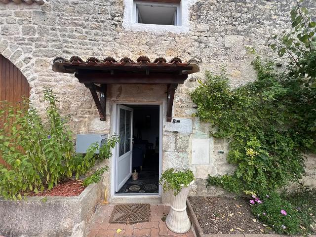 Location House Impasse Irena Sendler, Niort
