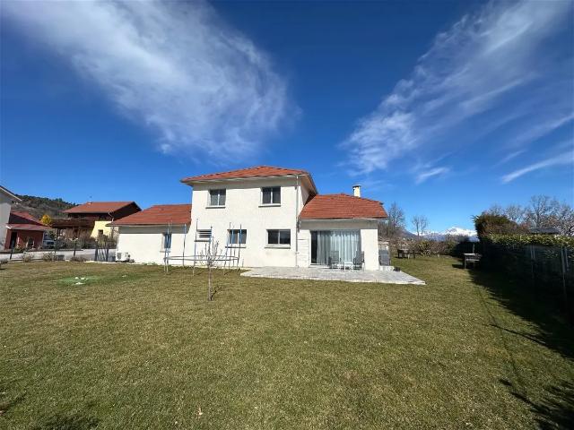Location House Le Ventol, Pelleautier