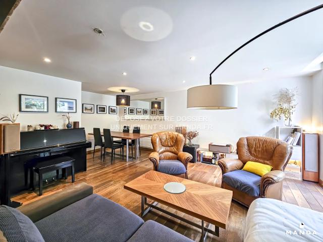 Location House Mail Henriette Pizzoli, Romainville