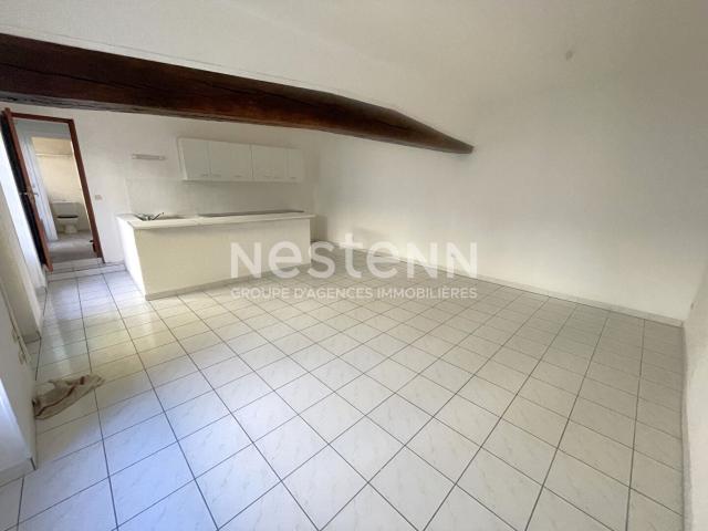 Location House Place Albert Boivin, Chabris