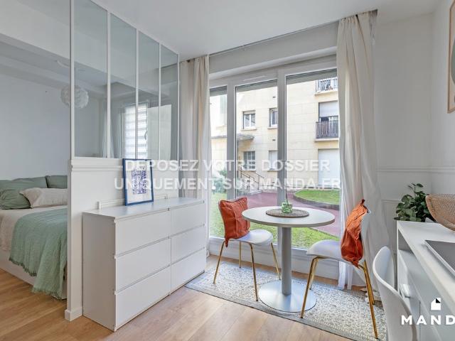 Location House Place de Wagram, Paris