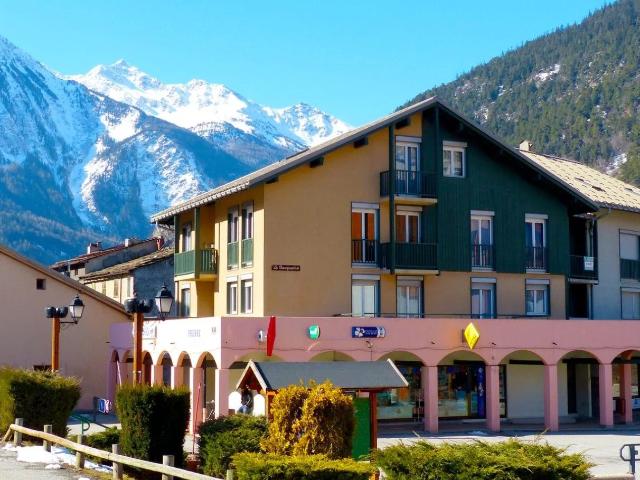 Location House Place de l'Hôtel de Ville, Modane