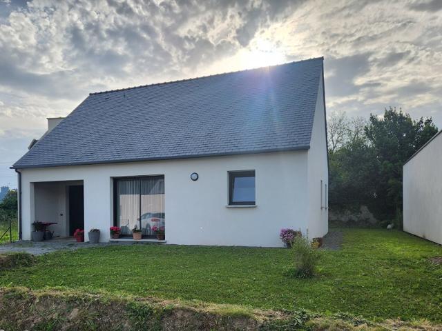 Location House Place Du General Leclerc, Saint Renan