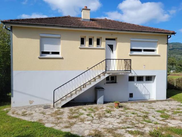 Location House Route d'Autun, Broye
