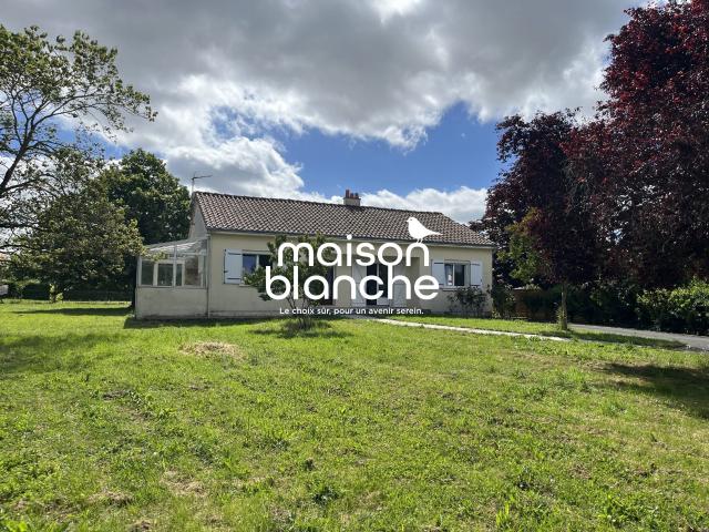 Location House Route d'Availles, Airvault