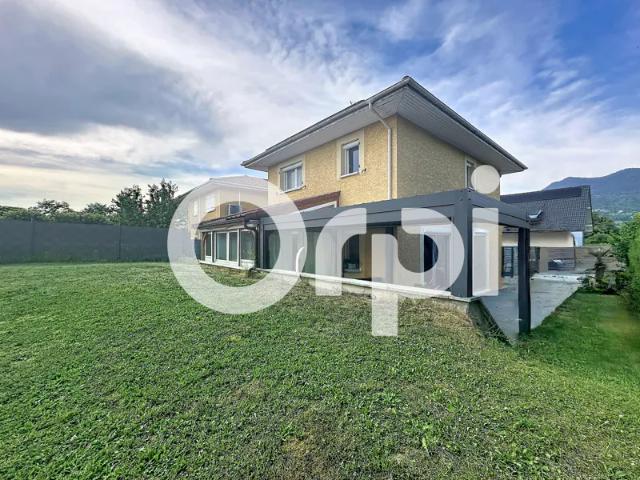 Location House Route de Bailly, Nangy