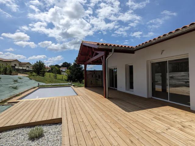 Location House Route de Lahonce, Urcuit