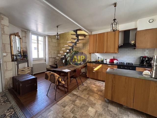 Location House Route des Sables, Cours de Pile